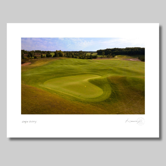 Sedge Valley 18th by Kevin Murray