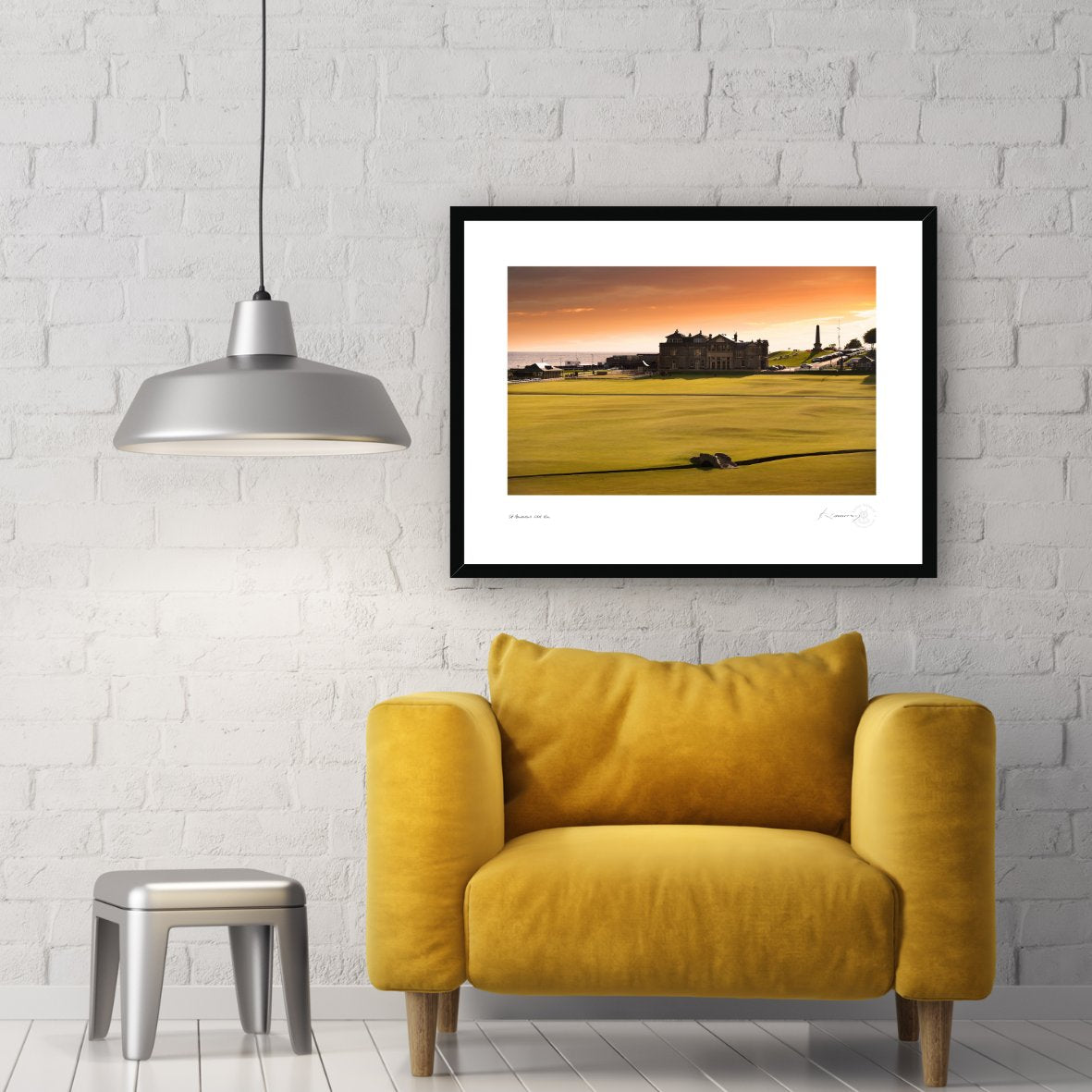 Box Framed Photograph of St Andrews 18th R&A clubhouse kevin murray