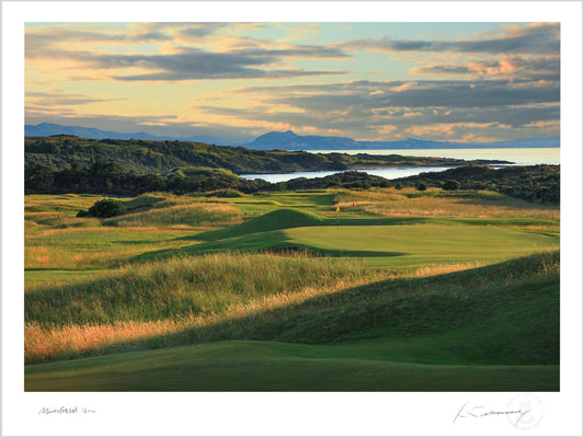 Muirfield 12th (2) by Kevin Murray
