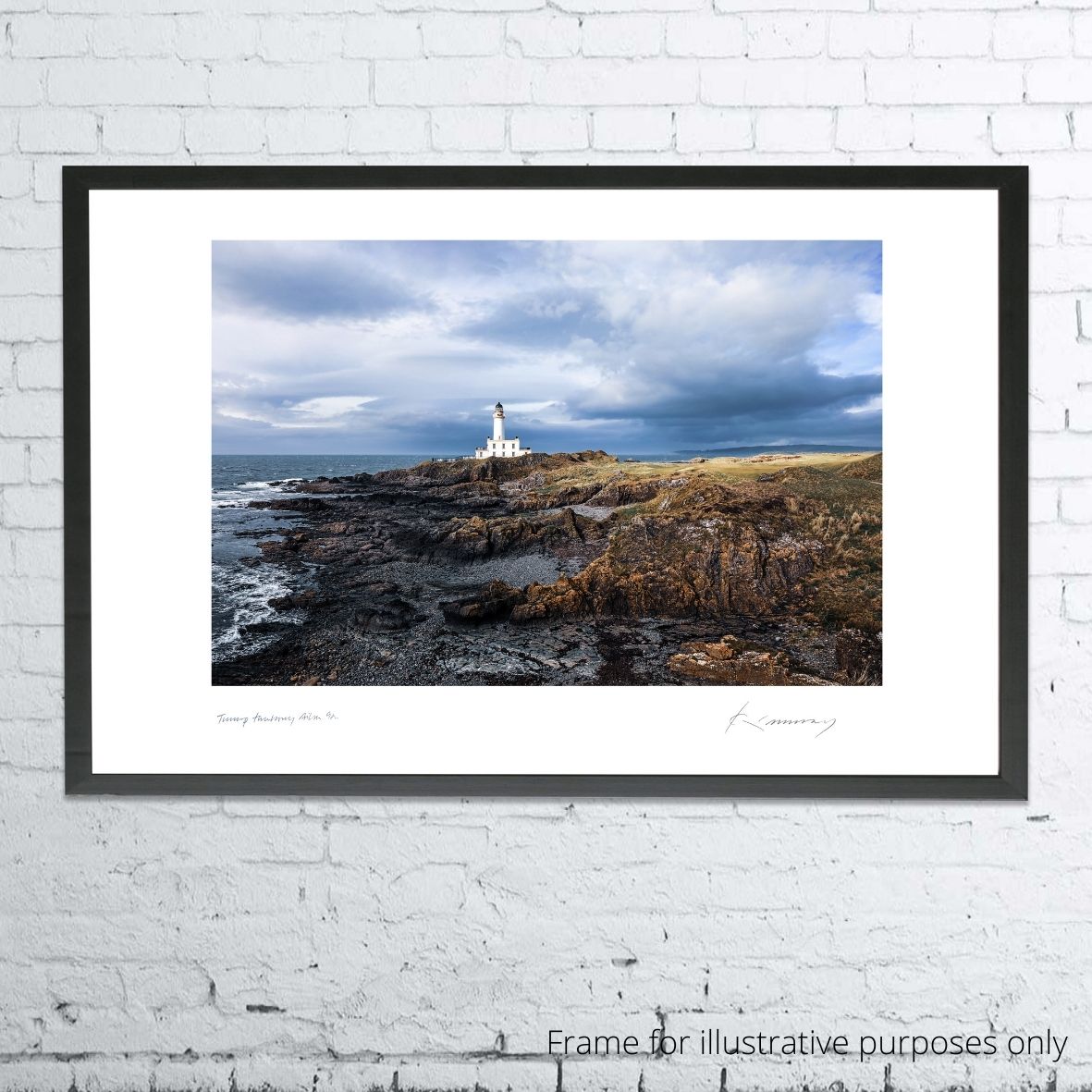 A framed photo of the 9th at Trump Turnberry Ailsa by Kevin Murray.